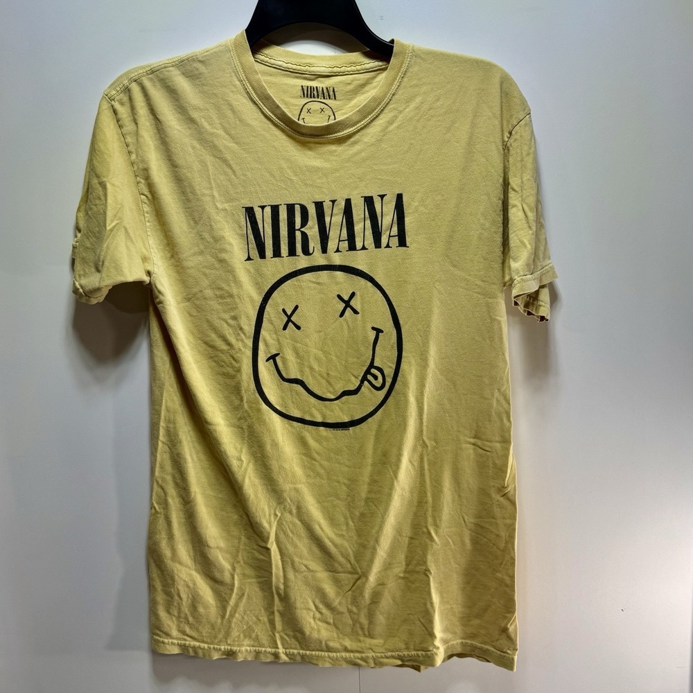 Nirvana Smiley Face Short Sleeve Distressed Yellow T-shirt Size S 100% Cotton